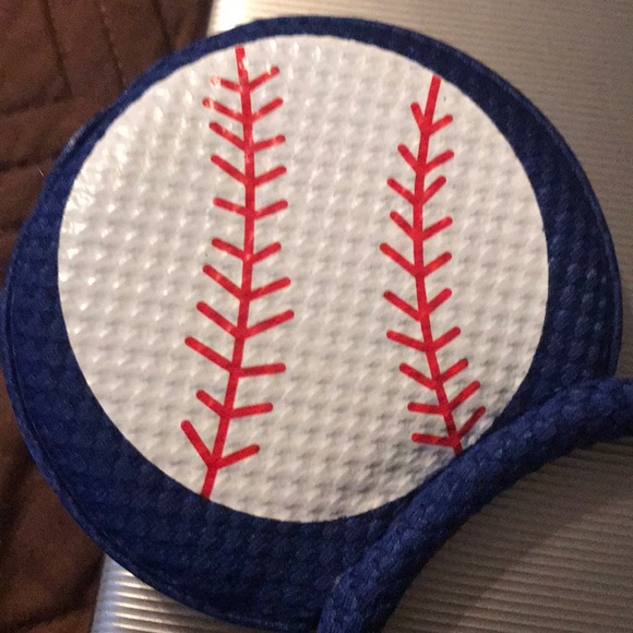 Dodger ears - Picture 4 of 4